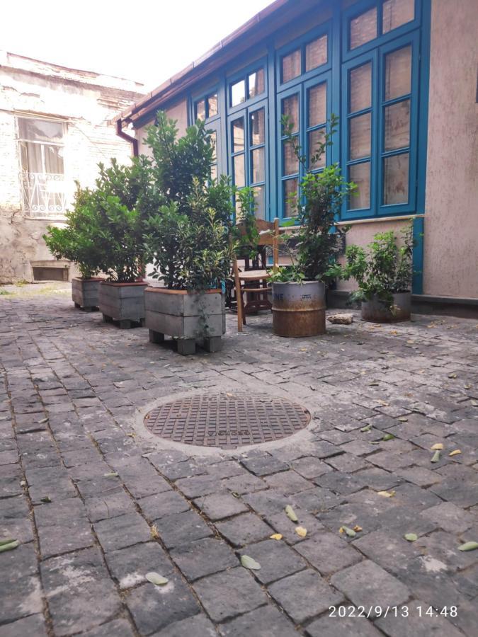 3 Heritage Rooms Tbilisi Bagian luar foto