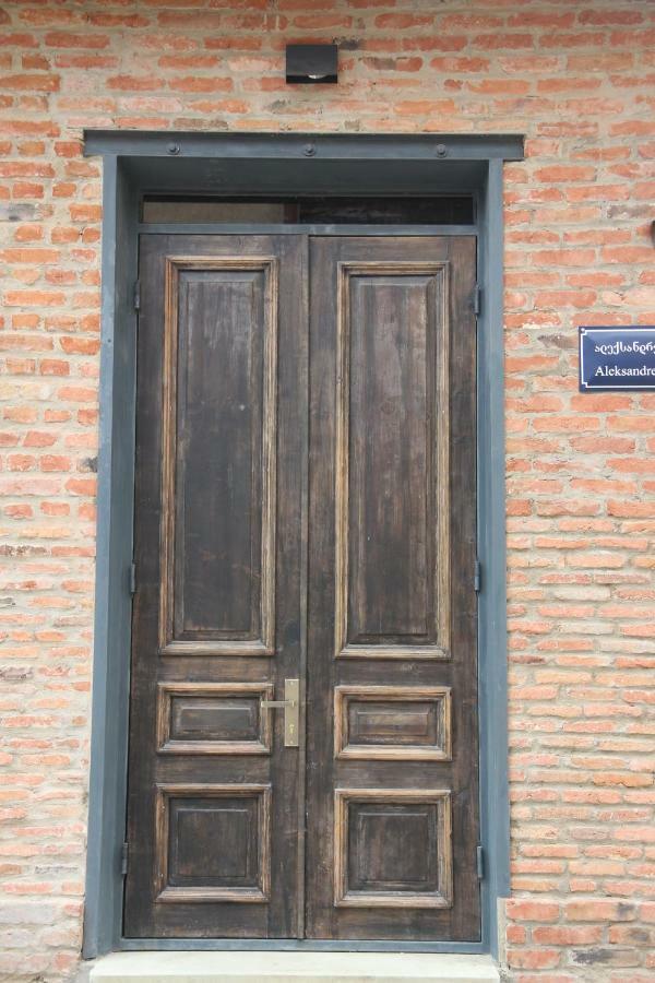 3 Heritage Rooms Tbilisi Bagian luar foto